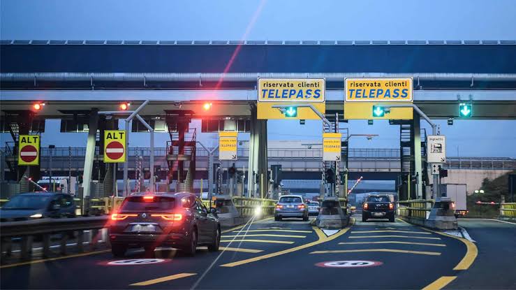 Telepass i Italien – slipp köerna vid betalstationerna